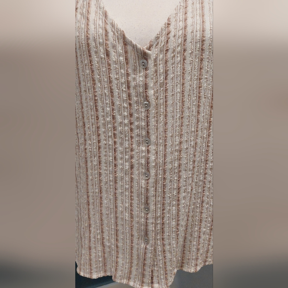 Chic Beige Striped Women's Blouse - Picture 2 of 6